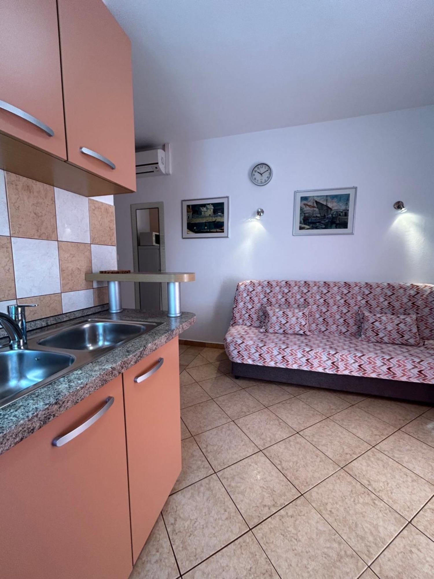 Apartments Bala Ivan Dolac Esterno foto